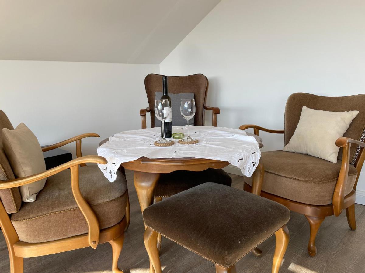 Ferienwohnung Ueber Den Daechern Von Pinnow Pinnow  Bagian luar foto